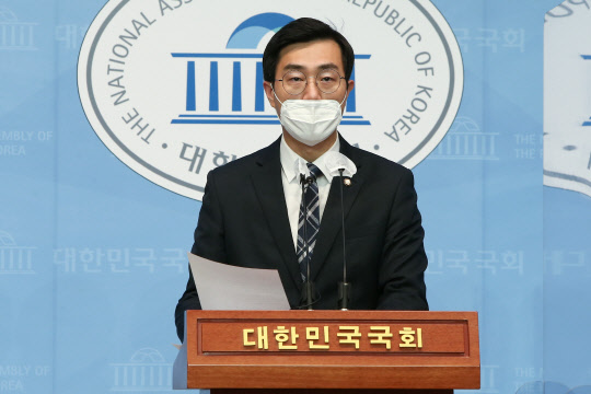 장경태 더불어민주당 의원. 연합뉴스